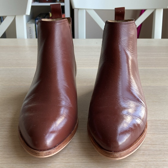 Nisolo Everyday Chelsea Boot (6) - Picture 4 of 5